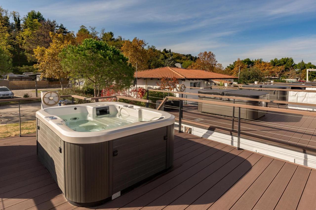 Floating Sea House Gong Apartment Portorož Exterior foto